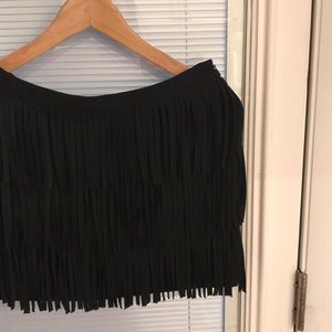 Fringe Black ZARA mini skirt.